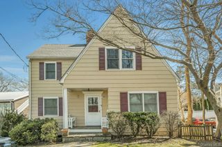 1864 Palmer Avenue, Larchmont, NY 10538
