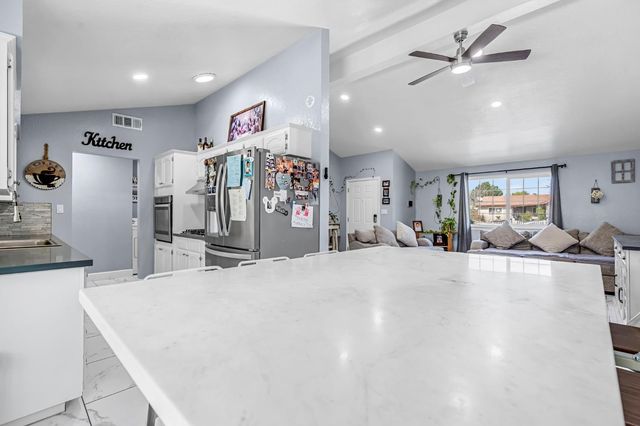 4239 W Cortland Avenue, Fresno, CA 93722