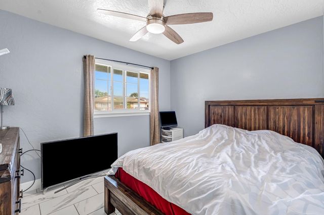 4239 W Cortland Avenue, Fresno, CA 93722