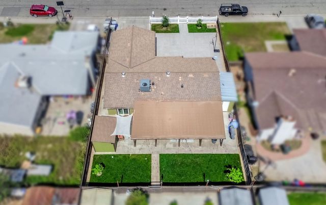 4239 W Cortland Avenue, Fresno, CA 93722