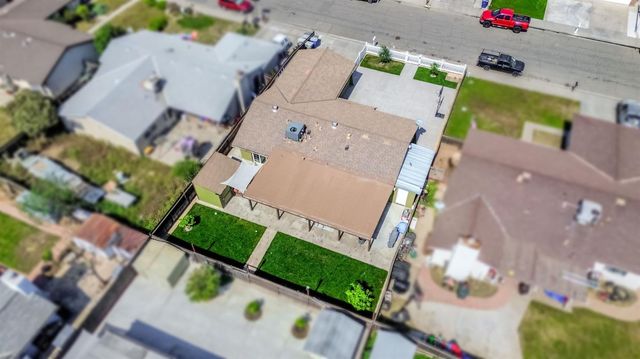 4239 W Cortland Avenue, Fresno, CA 93722