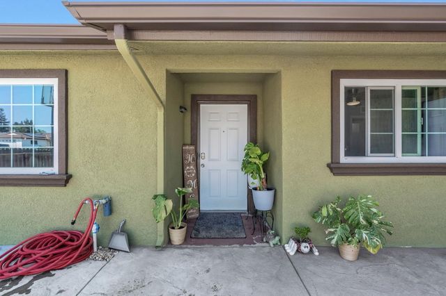 4239 W Cortland Avenue, Fresno, CA 93722