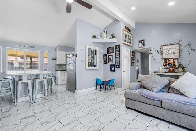 4239 W Cortland Avenue, Fresno, CA 93722