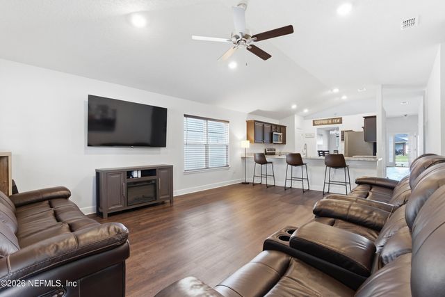 9870 OLIVIA Street, Jacksonville, FL 32219