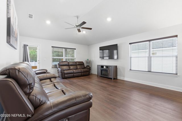 9870 OLIVIA Street, Jacksonville, FL 32219