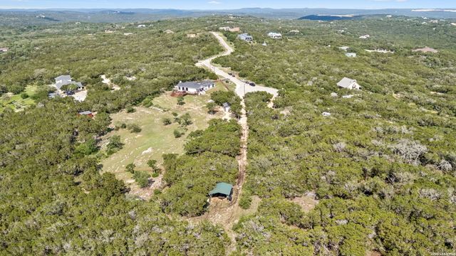622 CR 2753, Mico, TX 78056
