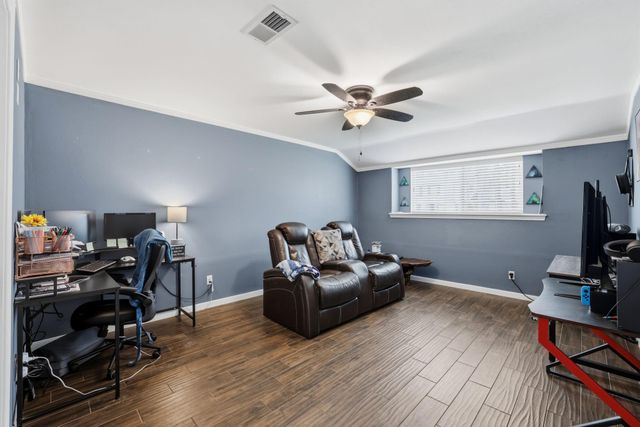 8126 Bideford Lane, Houston, TX 77070