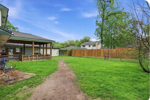 8126 Bideford Lane, Houston, TX 77070