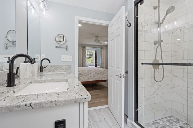 38 Dunstable Road, Westford, MA 01886