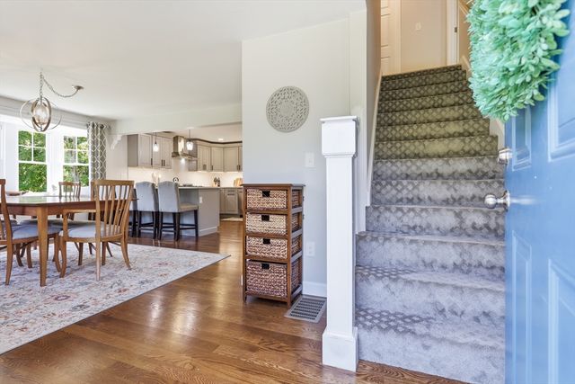 38 Dunstable Road, Westford, MA 01886