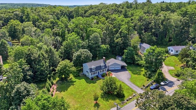 38 Dunstable Road, Westford, MA 01886