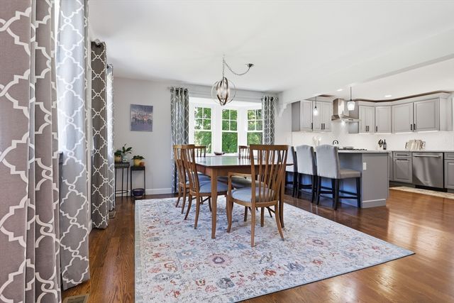 38 Dunstable Road, Westford, MA 01886