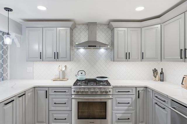 38 Dunstable Road, Westford, MA 01886