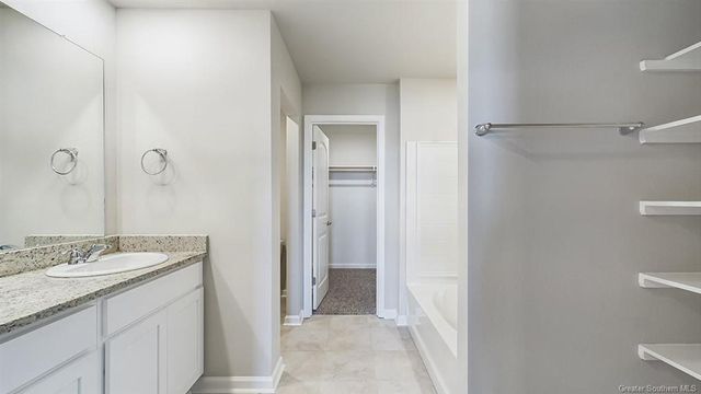 3968 W Savannah Lakes Drive, Lake Charles, LA 70607