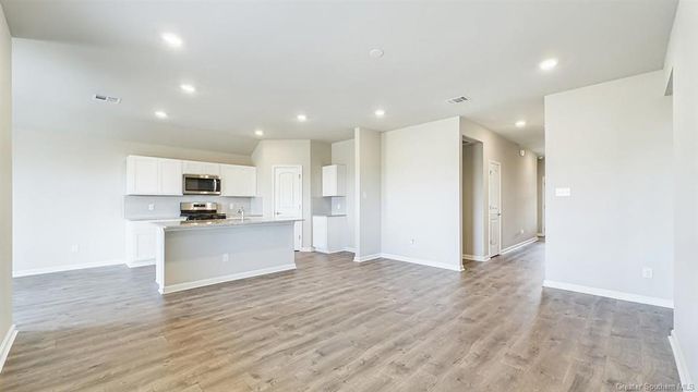 3968 W Savannah Lakes Drive, Lake Charles, LA 70607