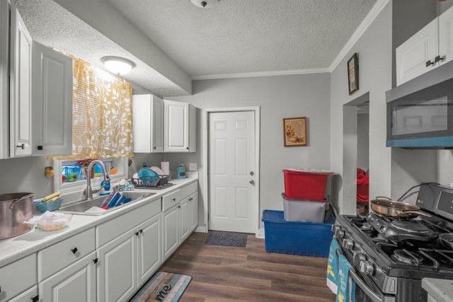 4111 Bryant Avenue N, Minneapolis, MN 55412