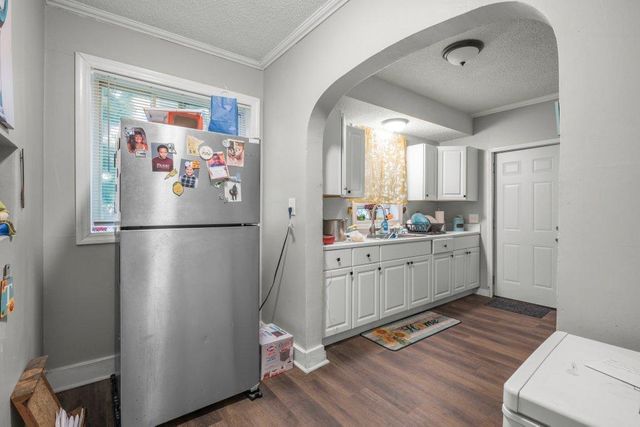 4111 Bryant Avenue N, Minneapolis, MN 55412