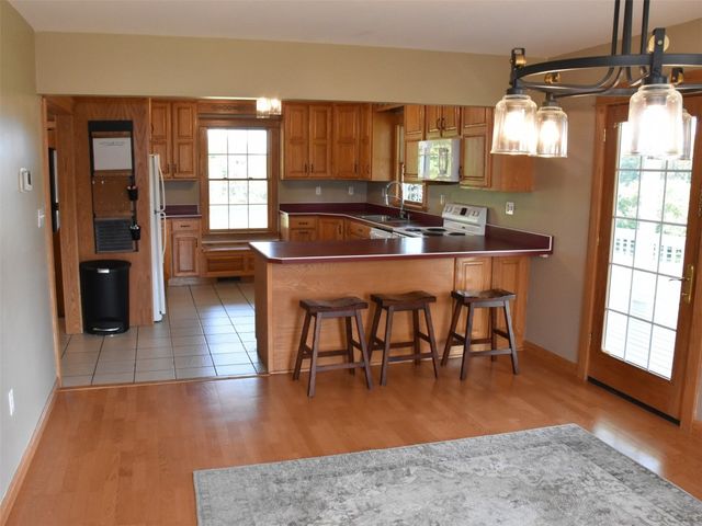 15548 BEAVER Road, Saegertown, PA 16433