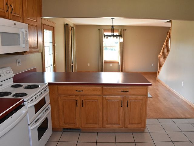 15548 BEAVER Road, Saegertown, PA 16433