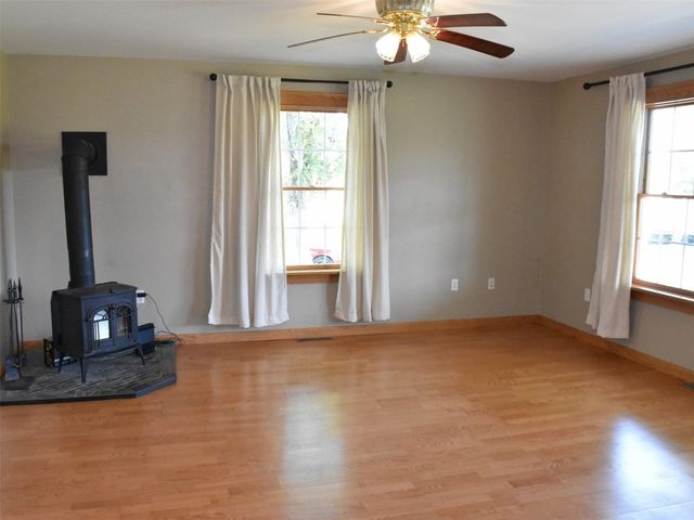 15548 BEAVER Road, Saegertown, PA 16433