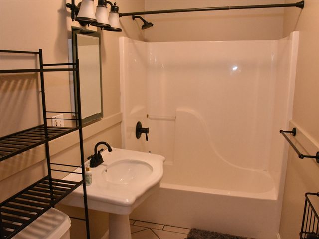 15548 BEAVER Road, Saegertown, PA 16433