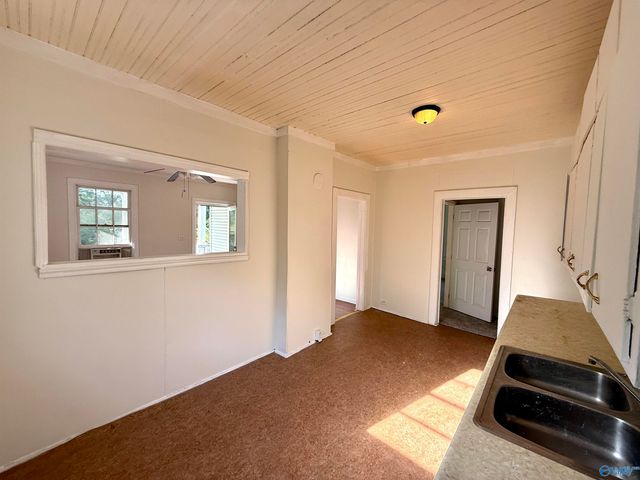 4 W Tuscaloosa Avenue, Gadsden, AL 35904