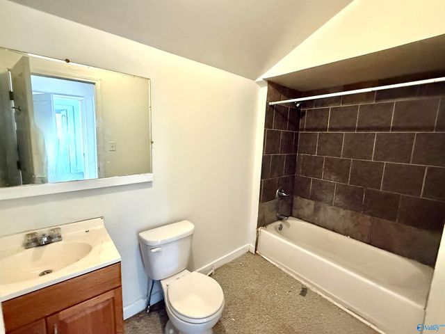 4 W Tuscaloosa Avenue, Gadsden, AL 35904