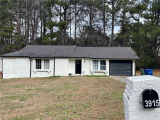 3915 Basil SW Way, Atlanta, GA 30331