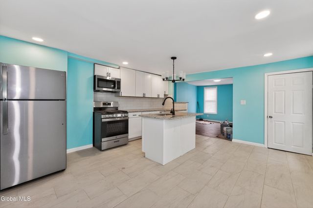 397 10th Street, Troy, NY 12180