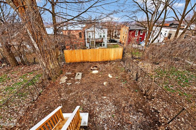 397 10th Street, Troy, NY 12180