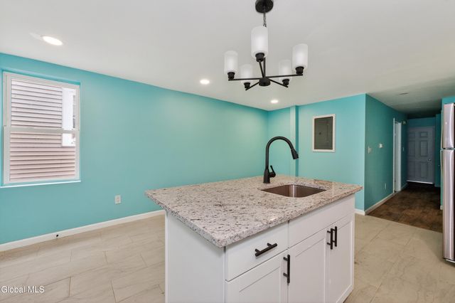 397 10th Street, Troy, NY 12180