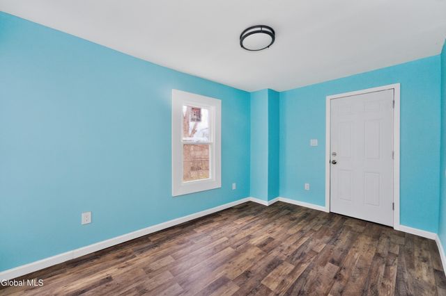 397 10th Street, Troy, NY 12180