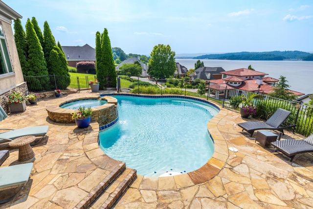 4388 Sailmaker Circle, Chattanooga, TN 37416