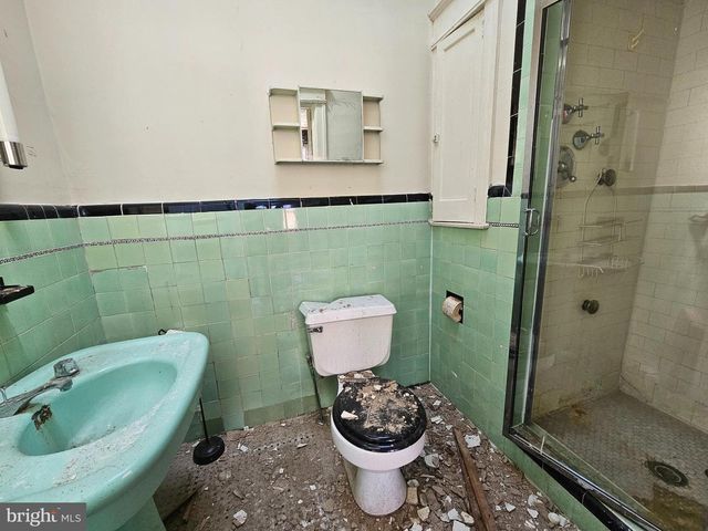 5918 MALVERN AVE, Philadelphia, PA 19131