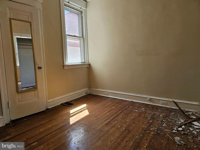 5918 MALVERN AVE, Philadelphia, PA 19131