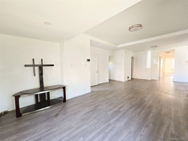 61-19 170th Street, Fresh Meadows, NY 11365