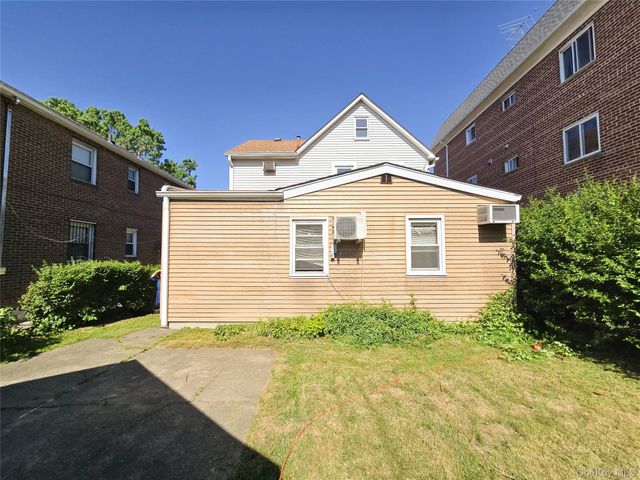 61-19 170th Street, Fresh Meadows, NY 11365