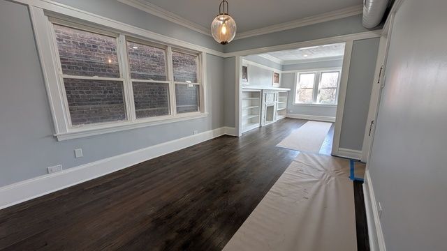 5028 W Lawrence Avenue, Chicago, IL 60630