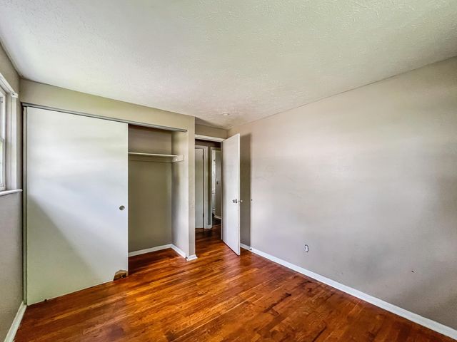 614 Fairmoor Place, Columbus, OH 43228