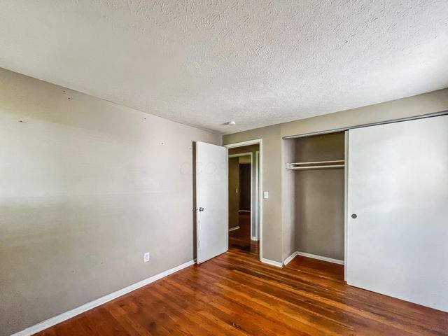 614 Fairmoor Place, Columbus, OH 43228