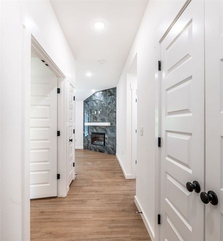 13 St Asaph Drive, Bella Vista, AR 72714
