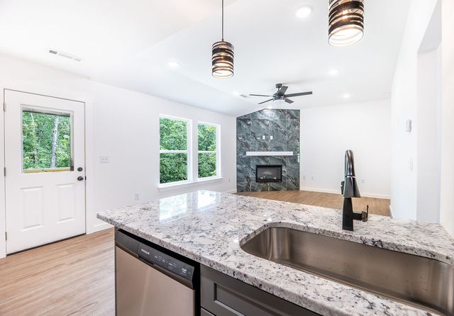 13 St Asaph Drive, Bella Vista, AR 72714
