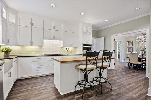 930 Manchester Place, Sandy Springs, GA 30328