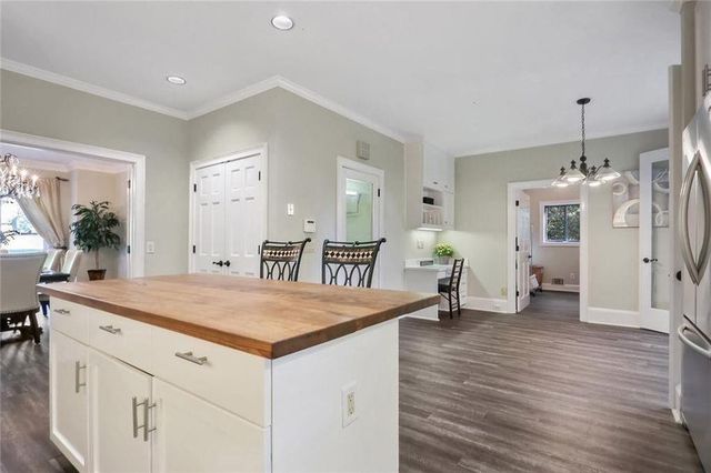 930 Manchester Place, Sandy Springs, GA 30328
