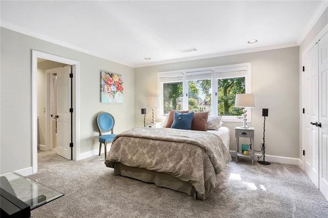 930 Manchester Place, Sandy Springs, GA 30328