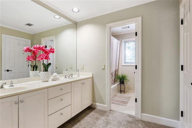 930 Manchester Place, Sandy Springs, GA 30328