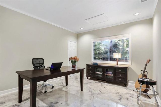 930 Manchester Place, Sandy Springs, GA 30328