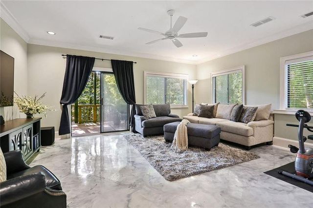 930 Manchester Place, Sandy Springs, GA 30328