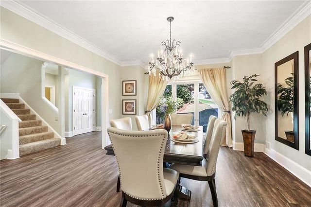 930 Manchester Place, Sandy Springs, GA 30328