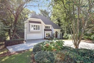 930 Manchester Place, Sandy Springs, GA 30328